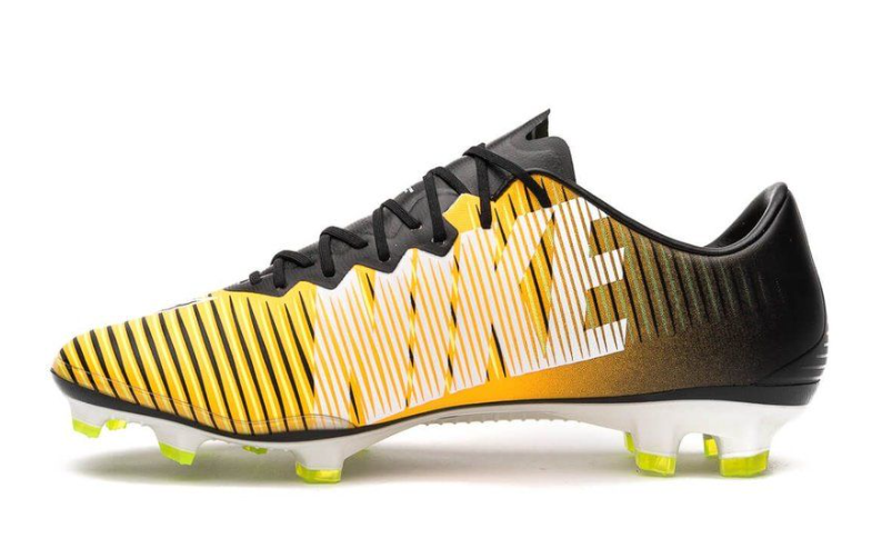 Mercurial Superfly 10 Elite SG Voltaje Loco