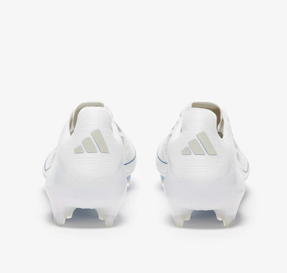 F50 Elite FG Polar Victory pack